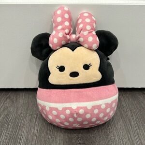 Disney Minnie Mouse Squishmallow